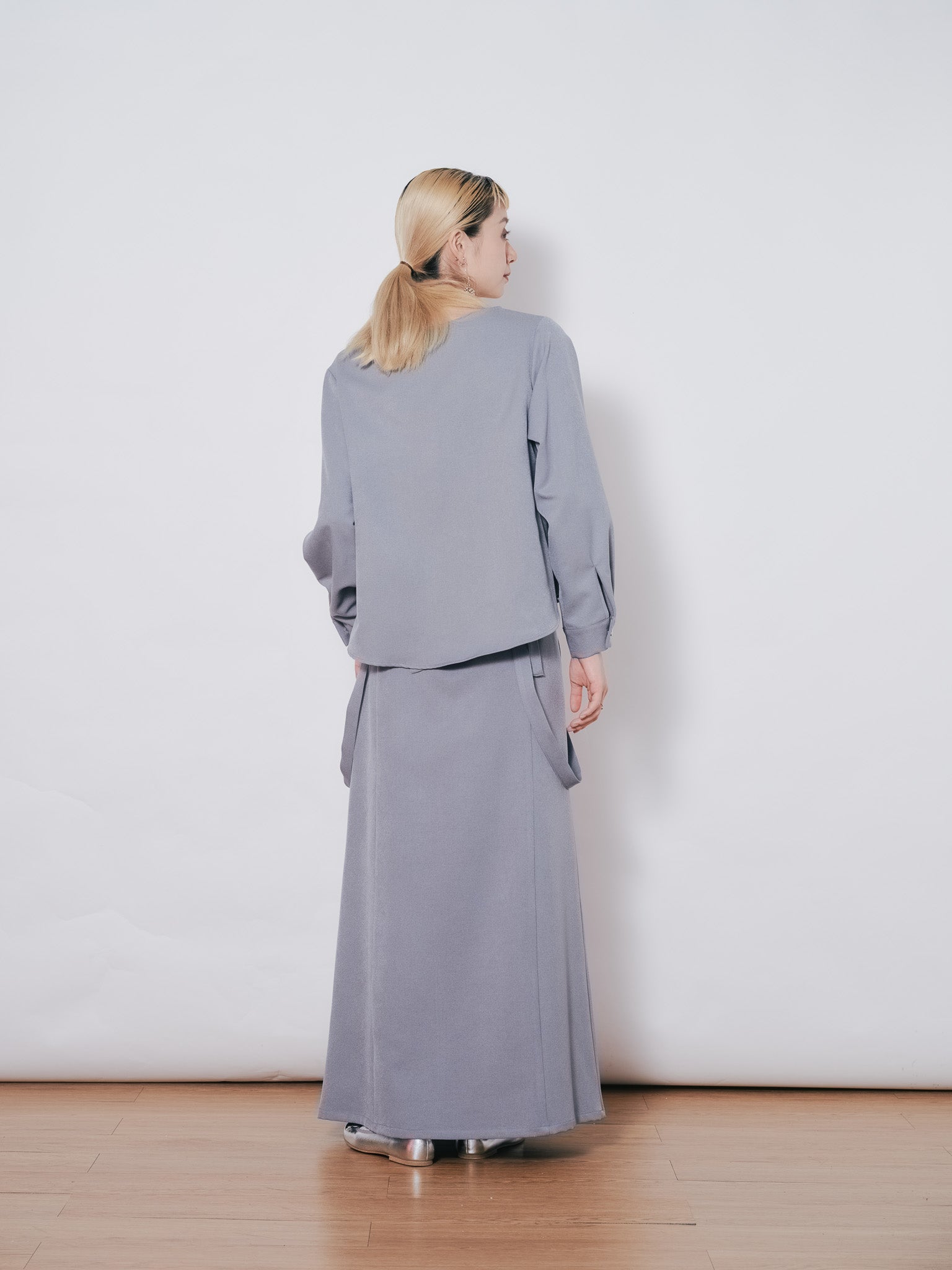 【SALE】サスペンダー付ソフトAラインスカート [608328] grey