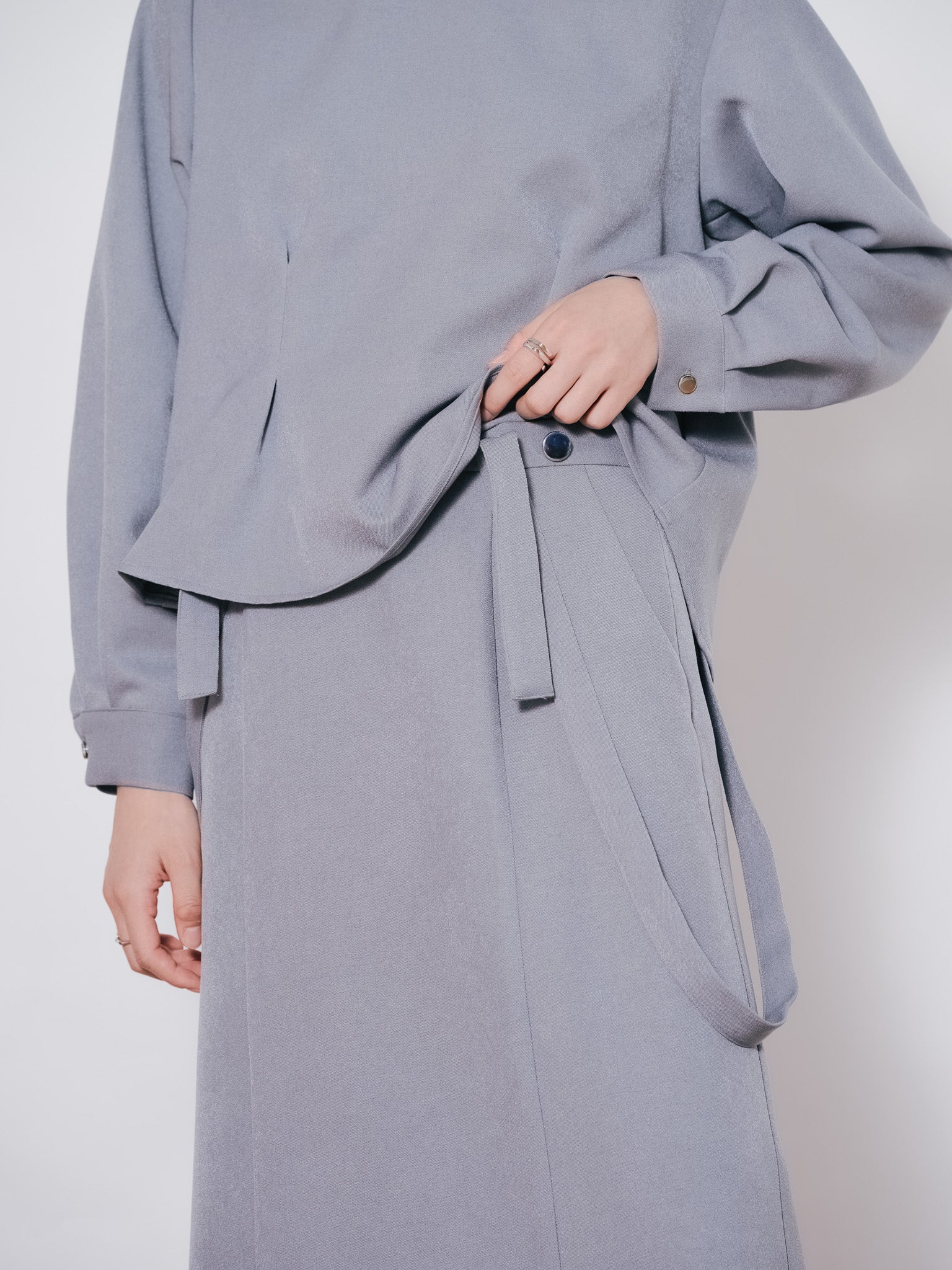 【SALE】サスペンダー付ソフトAラインスカート [608328] grey