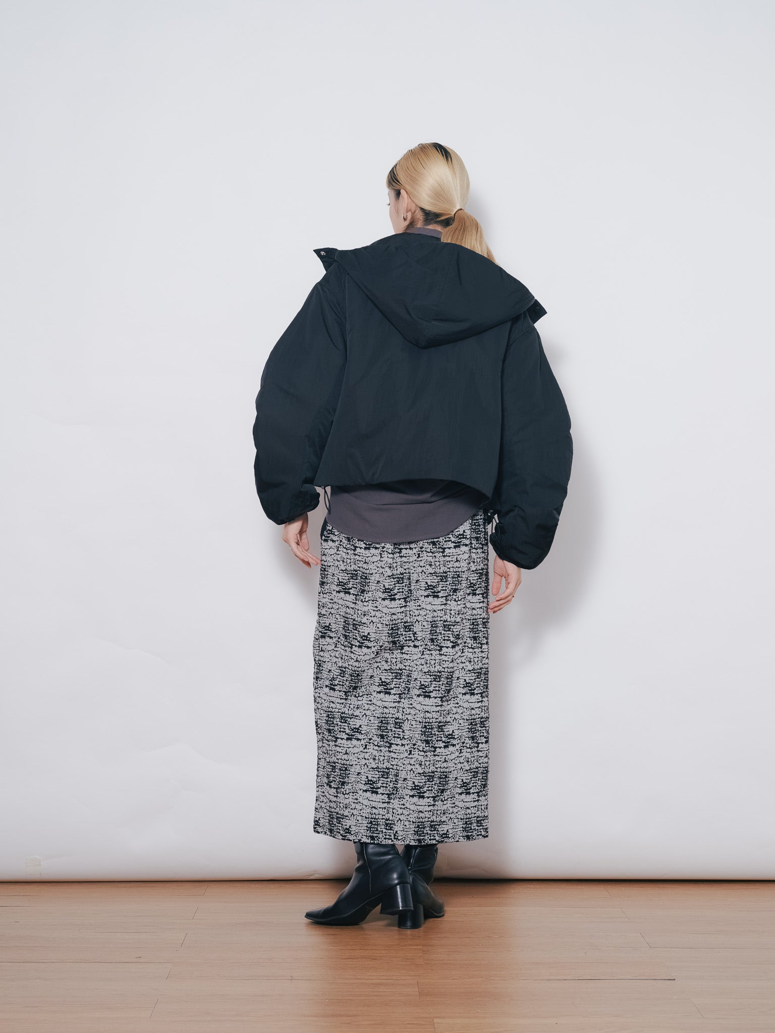 【SALE】パイピングジャガードタイトスカート [601360] black