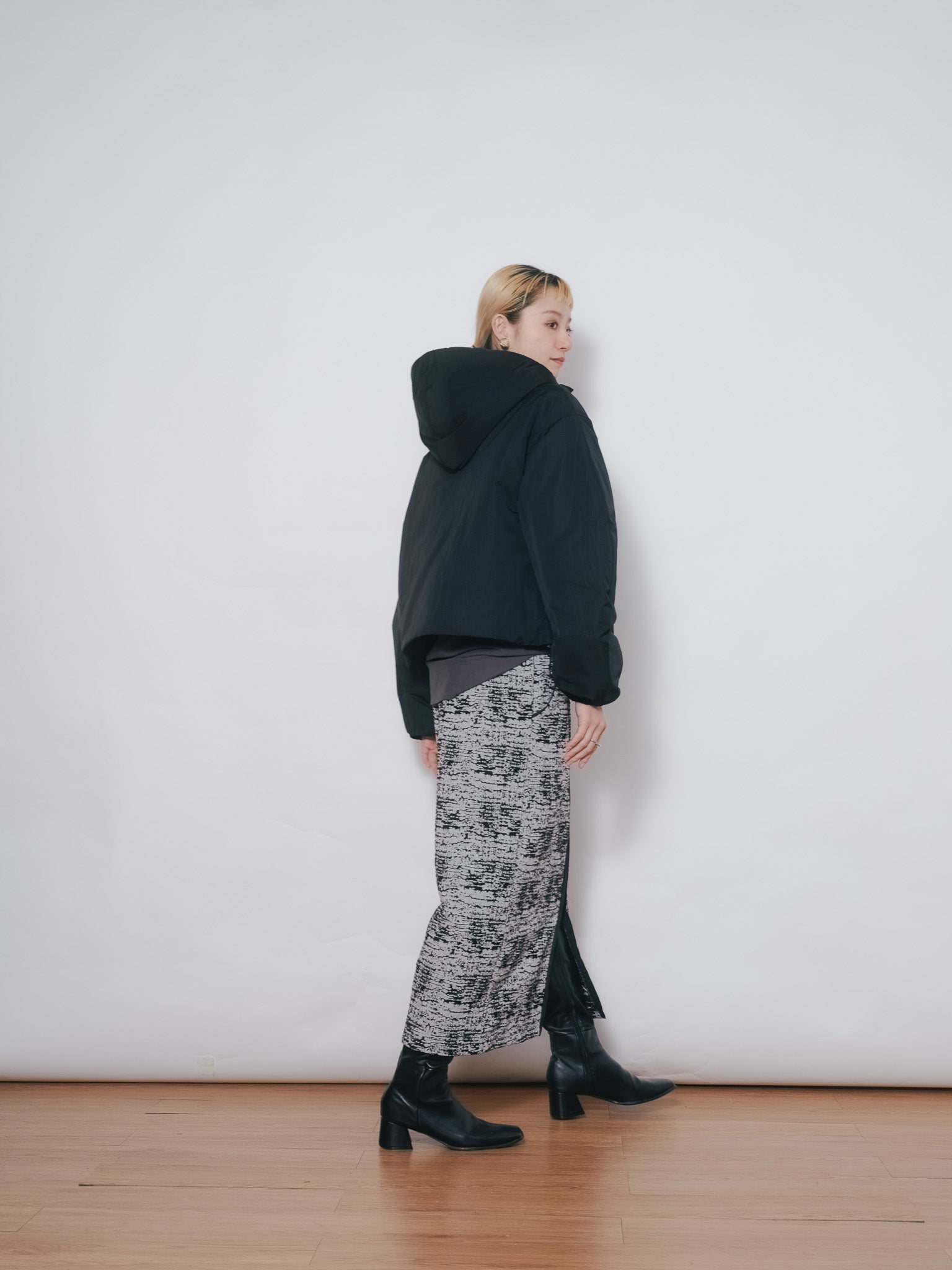 【SALE】パイピングジャガードタイトスカート [601360] black