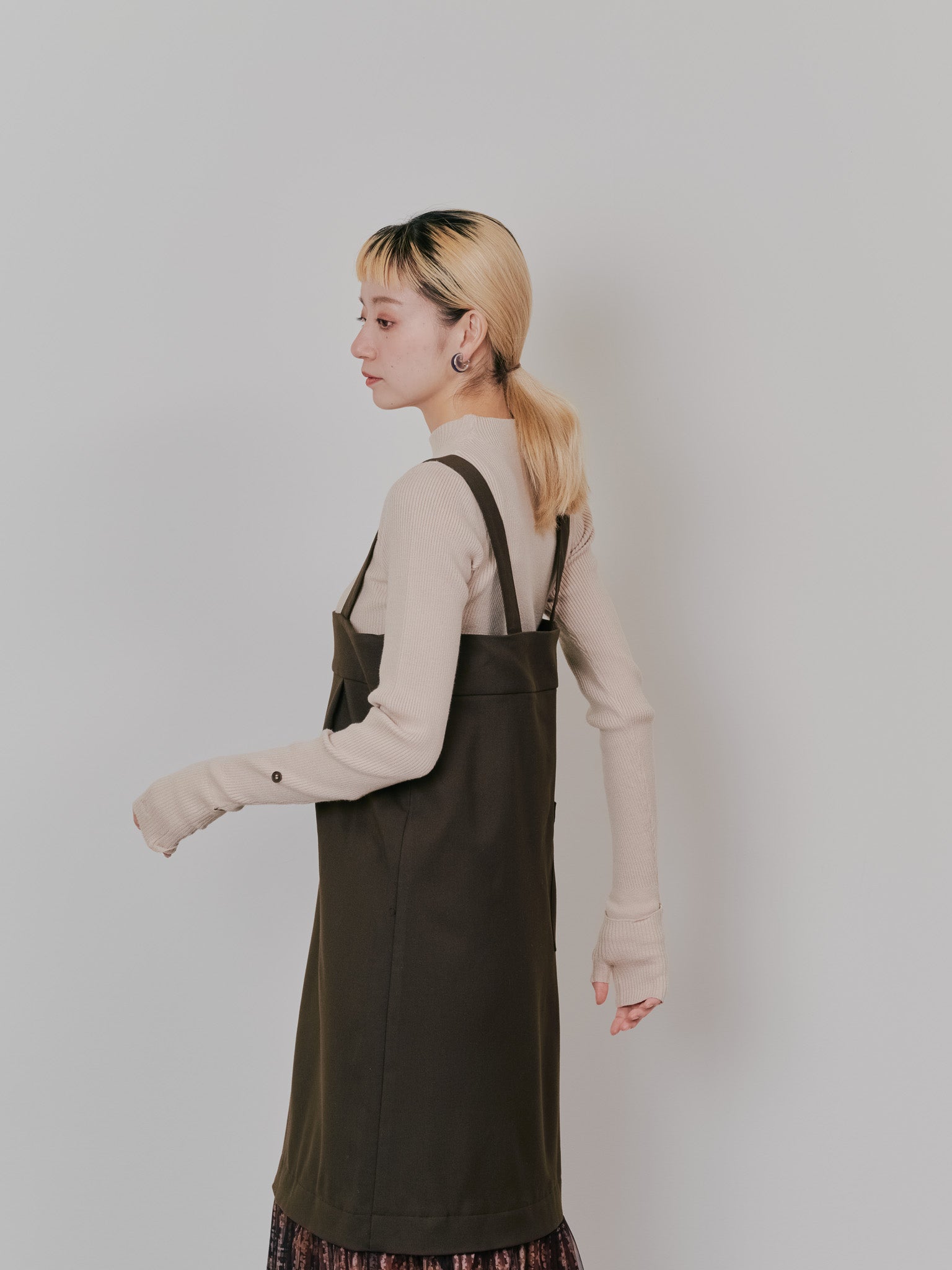 リブボトルネックニットトップス [601447] light beige