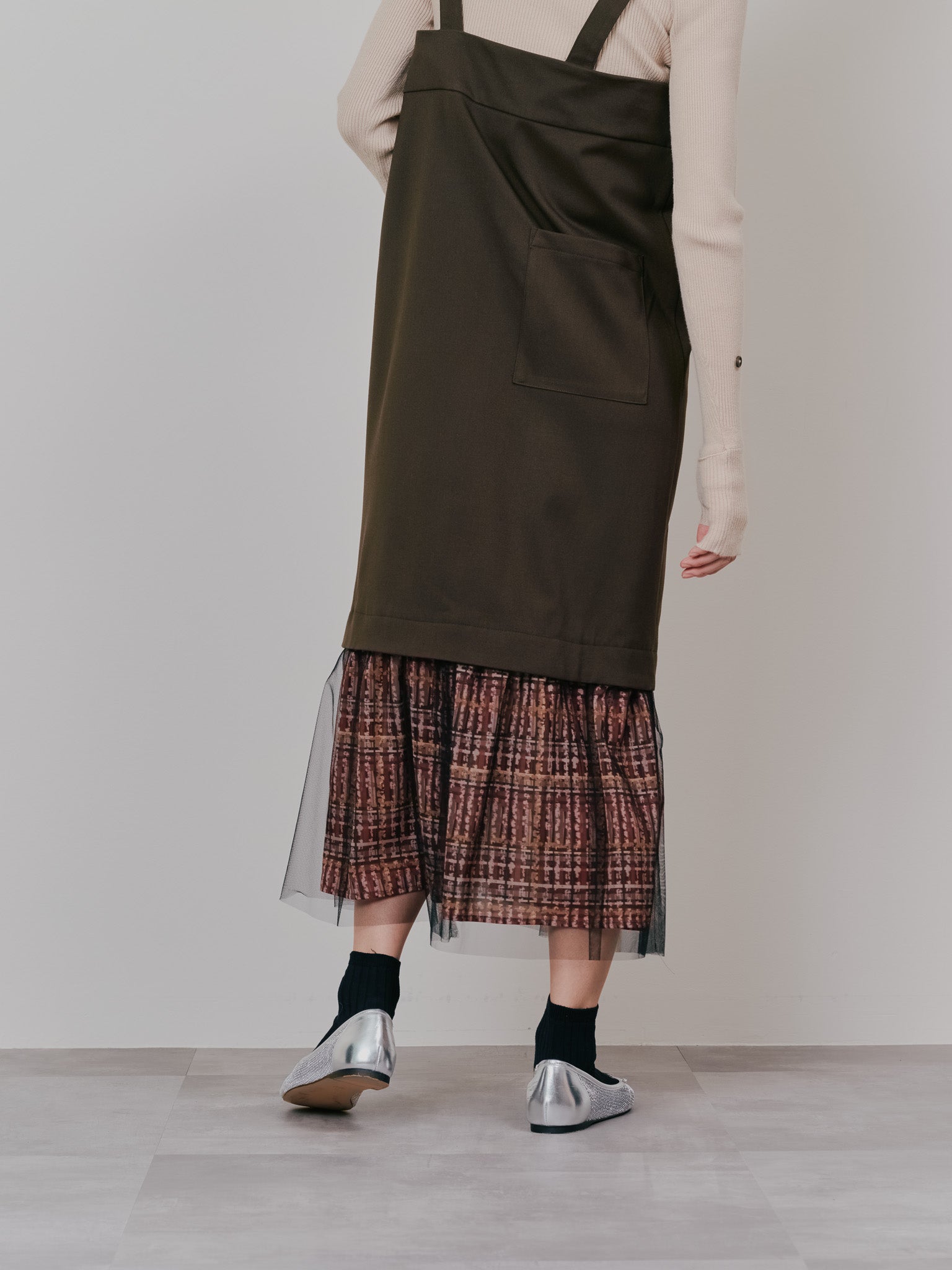 【-PRE SALE- 12/15 18:00まで!!】ヘムチェックサスペンダー付スカート [603341] brown