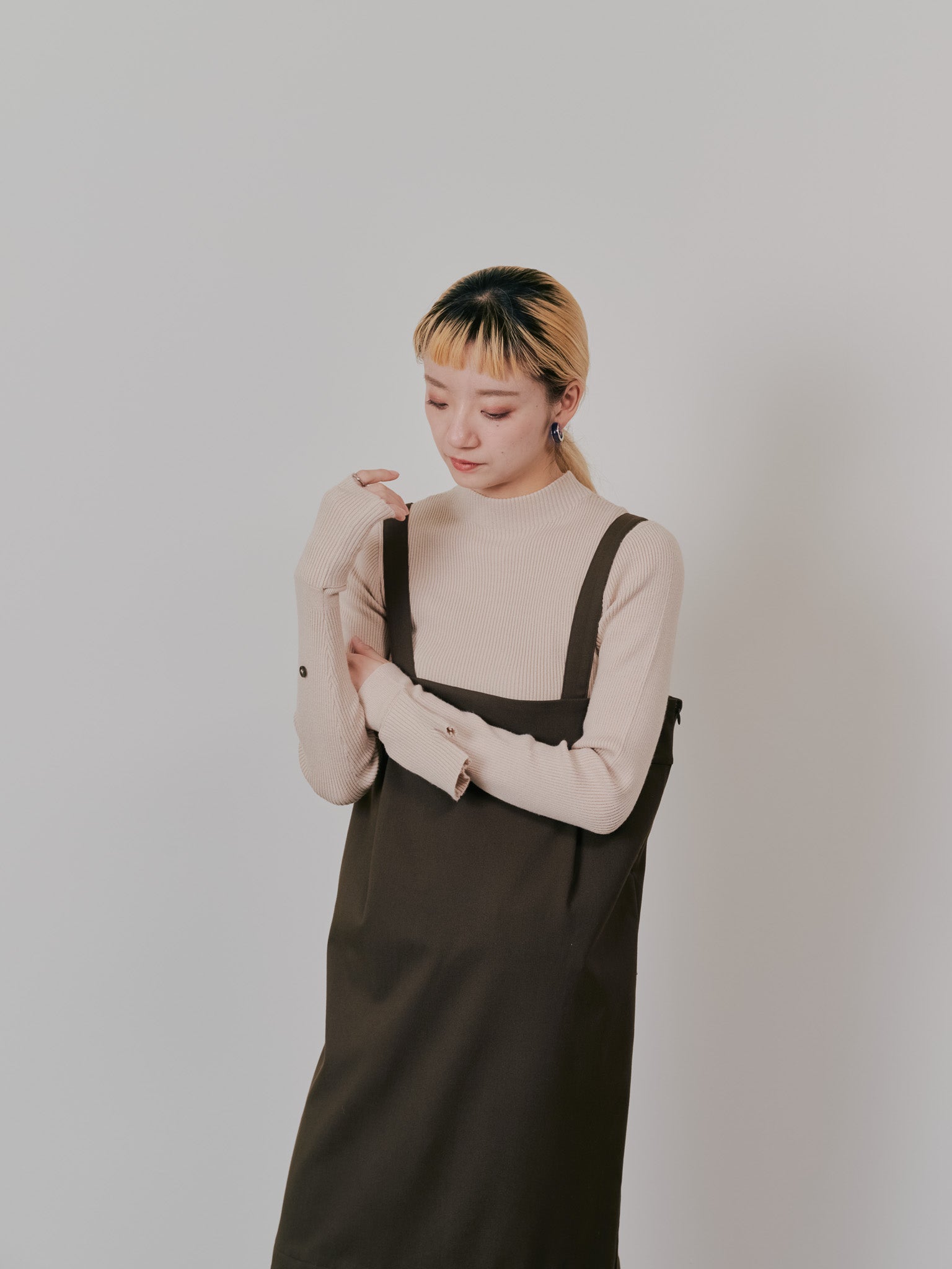 リブボトルネックニットトップス [601447] light beige