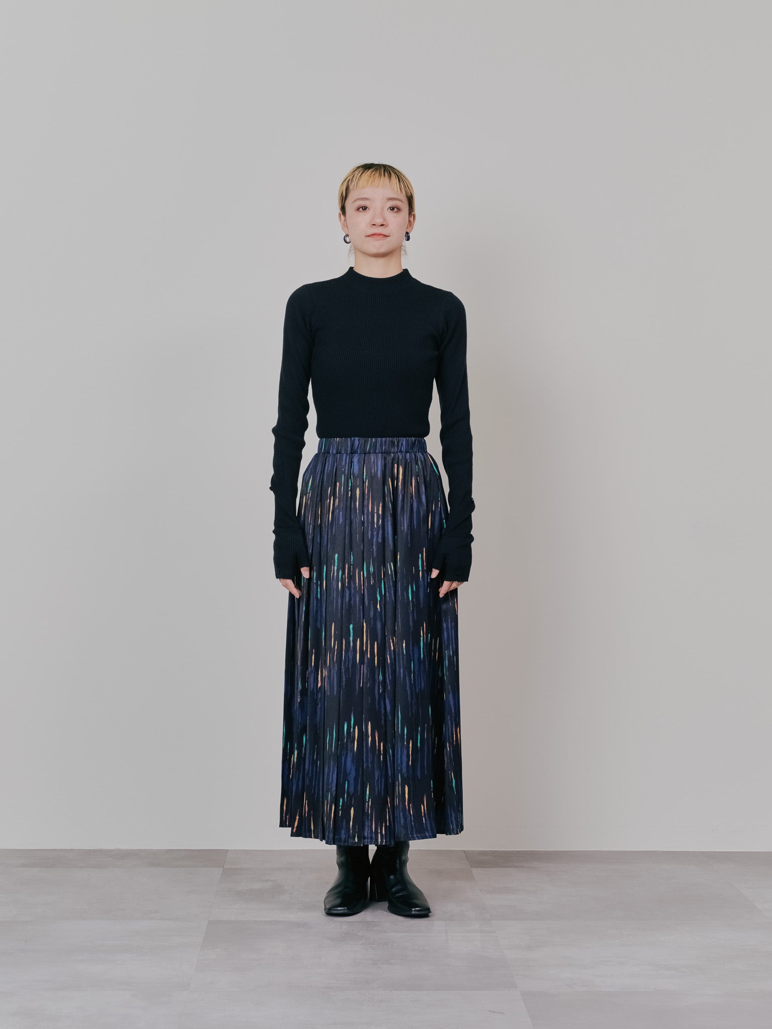 リブボトルネックニットトップス [601447] black