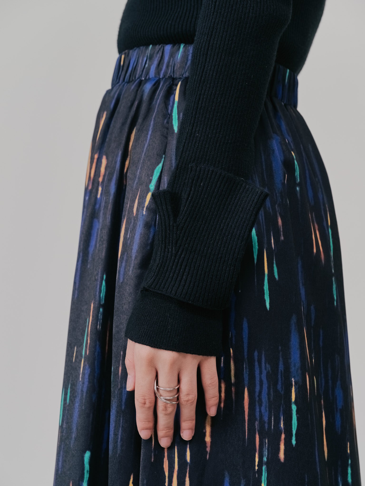 リブボトルネックニットトップス [601447] black