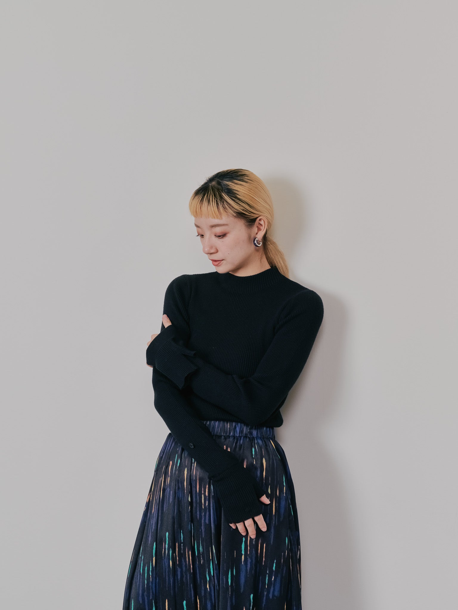 リブボトルネックニットトップス [601447] black