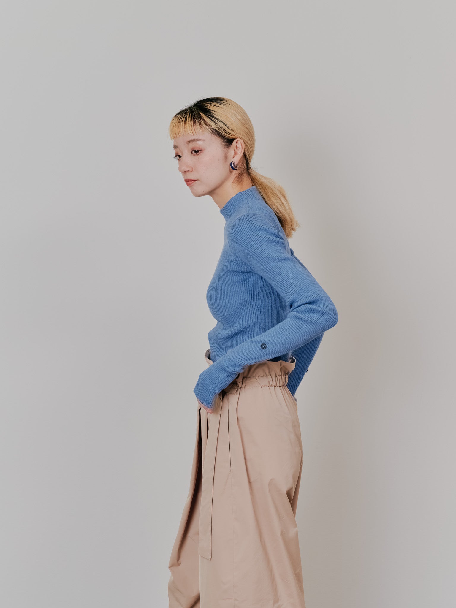 【SALE】リブボトルネックニットトップス [601447] sax