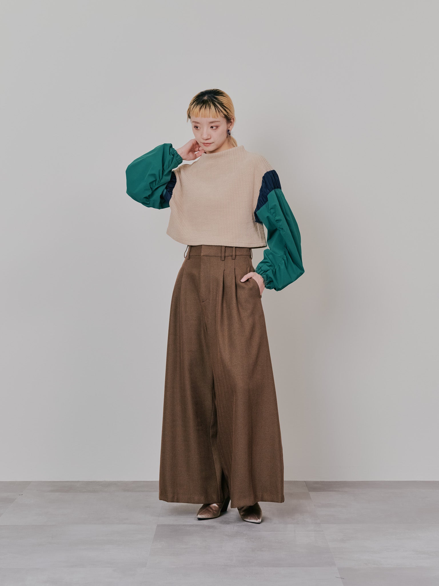 【-PRE SALE- 12/15 18:00まで!!】MA-1 スリーブコーデュロイライクニットソー [608316] beige