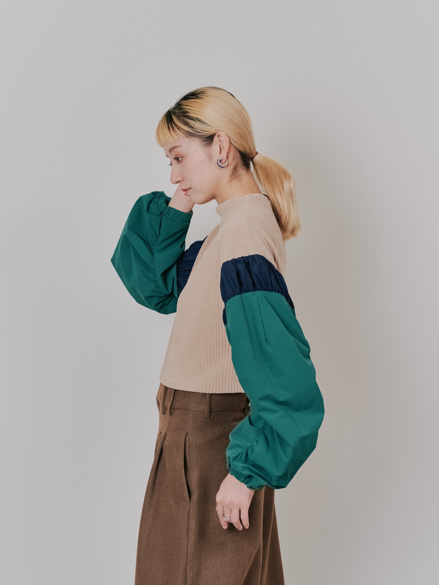 【-PRE SALE- 12/15 18:00まで!!】MA-1 スリーブコーデュロイライクニットソー [608316] beige