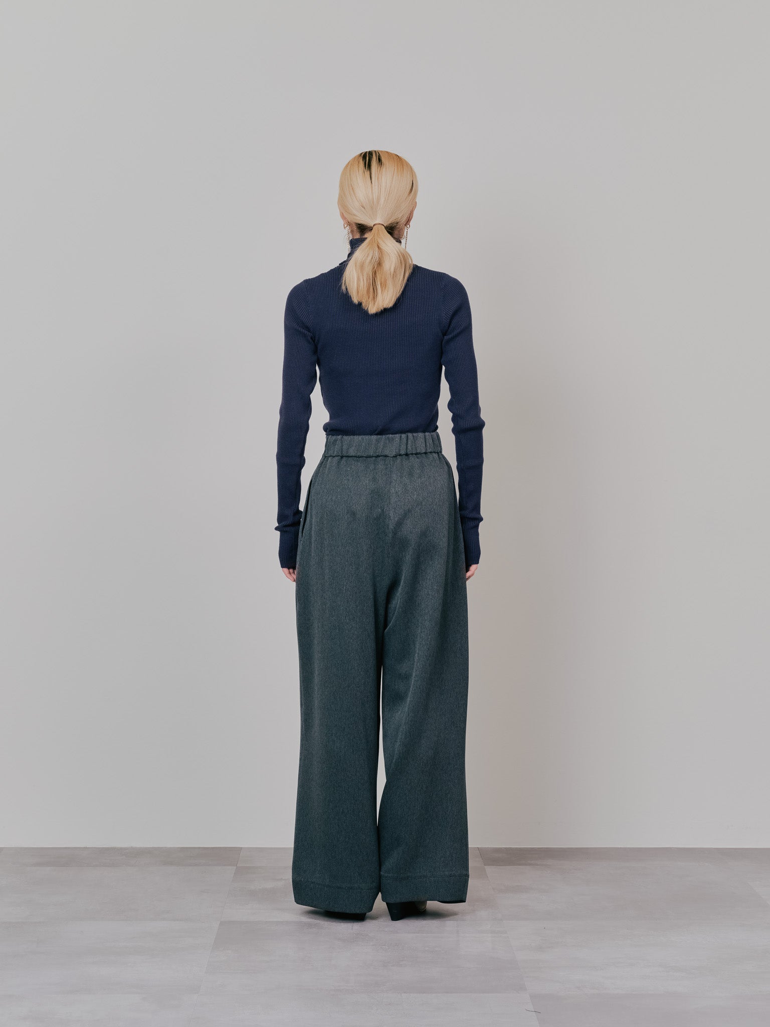 【SALE】フロントリボンワイドタックパンツ [603330] charcoal