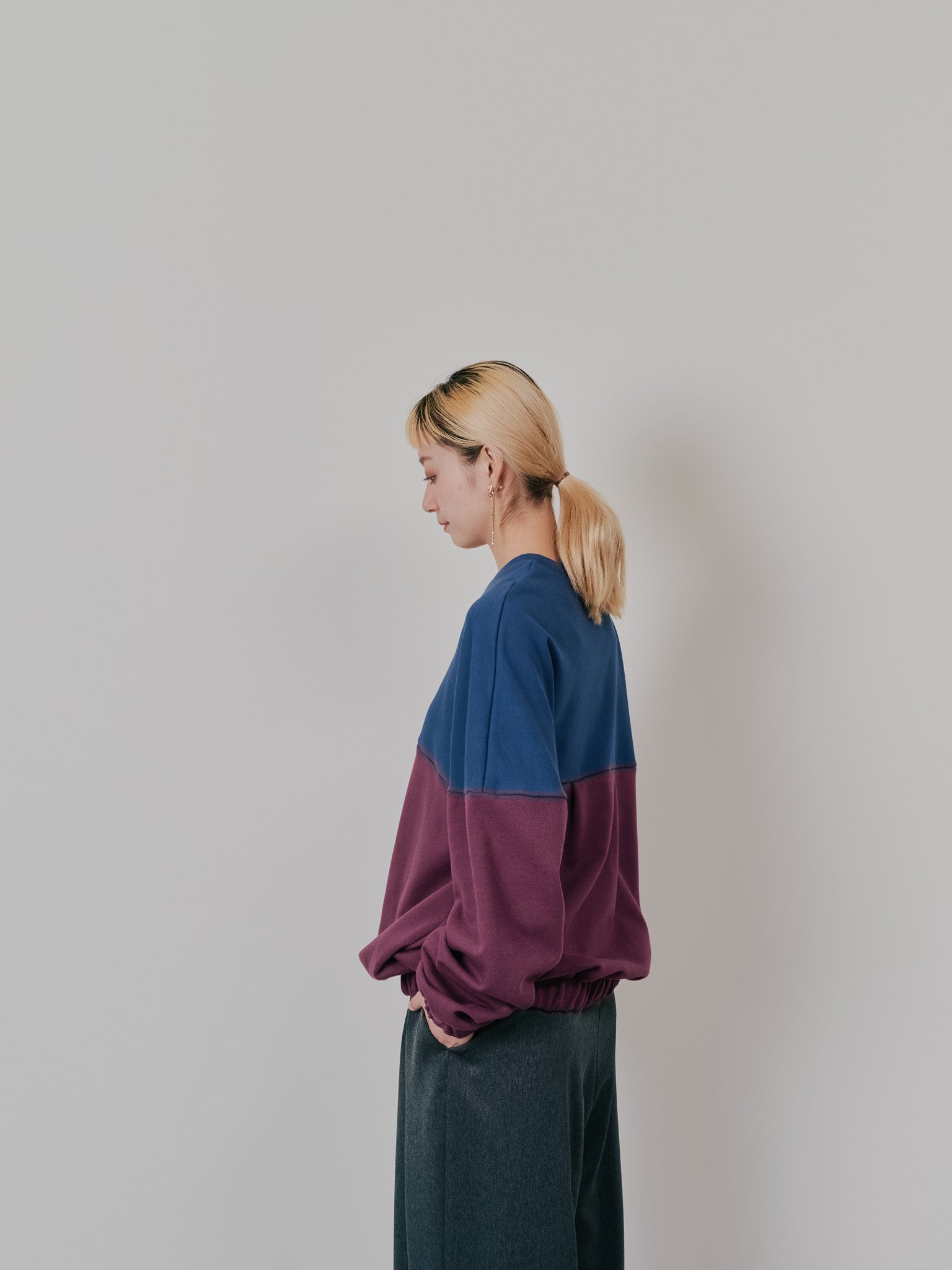 【-PRE SALE- 12/15 18:00まで!!】配色スウェットギャザートップス [601449] wine