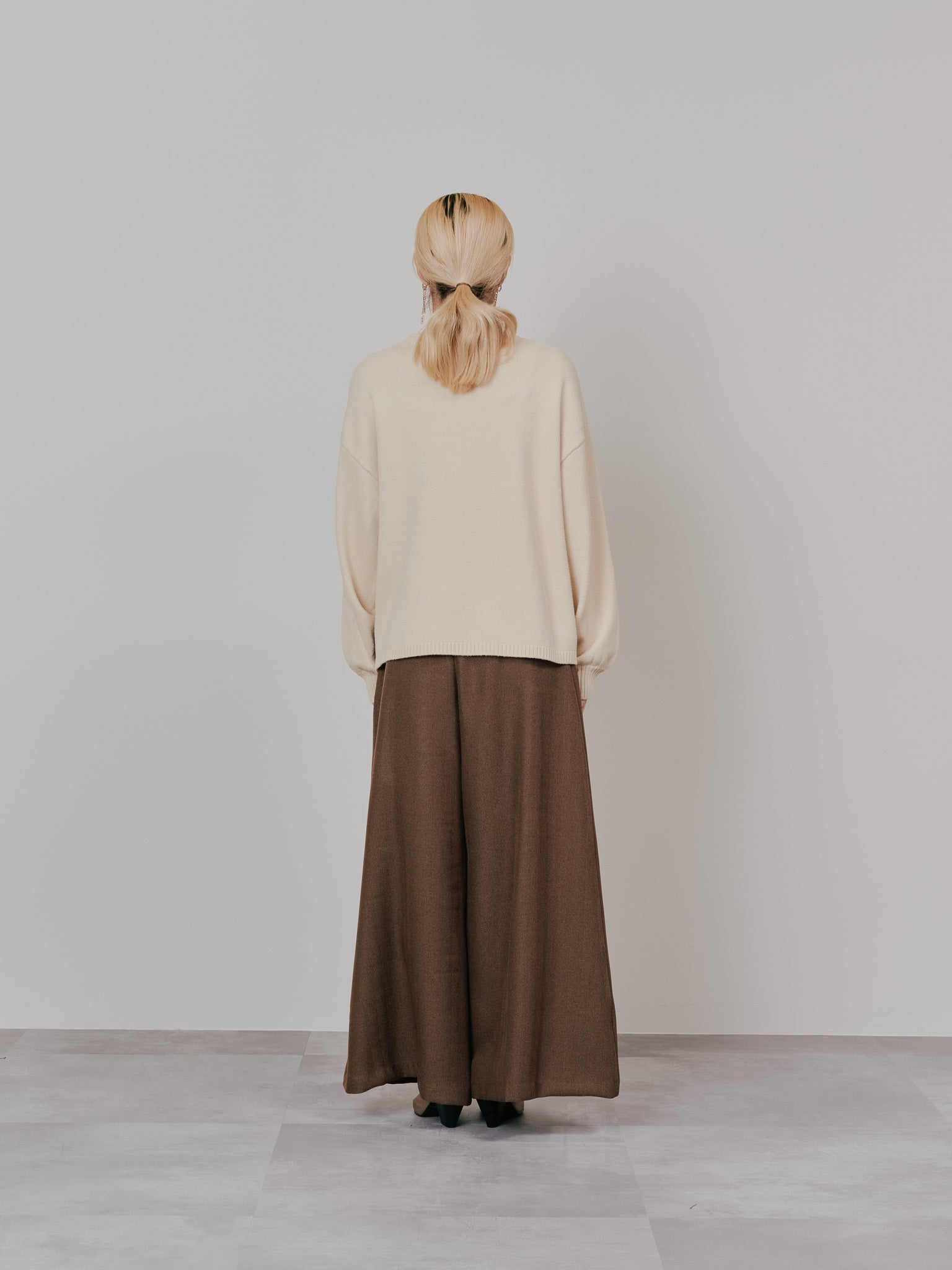 【SALE】フラワーモチーフニットトップス [601408] ecru