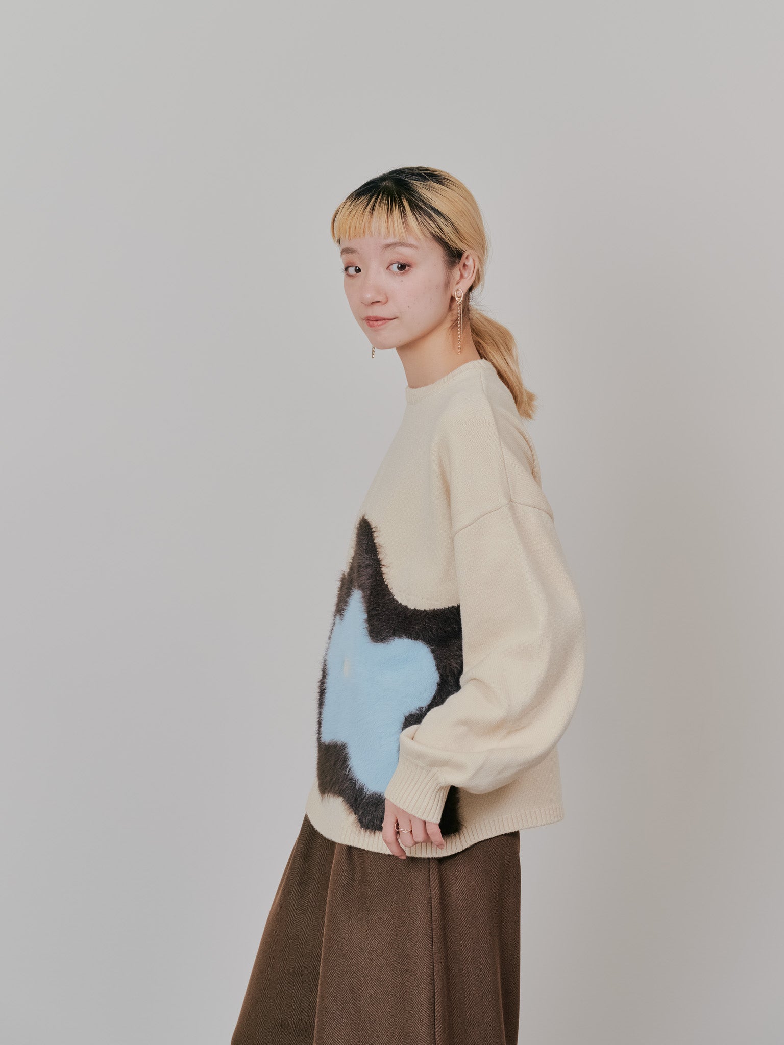 【SALE】フラワーモチーフニットトップス [601408] ecru