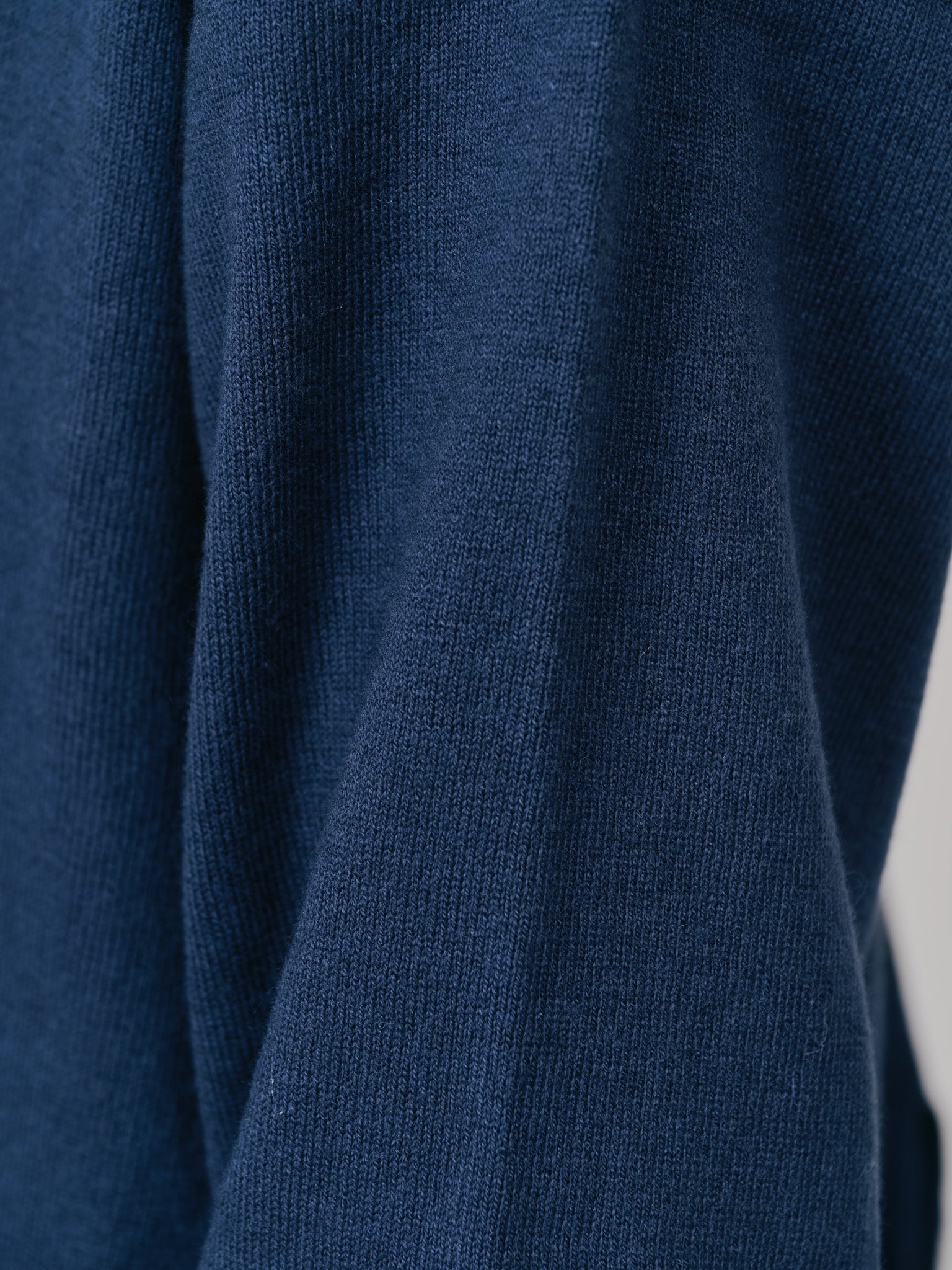 【-PRE SALE- 12/15 18:00まで!!】バックスリットカシミアニットトップス [605550] navy