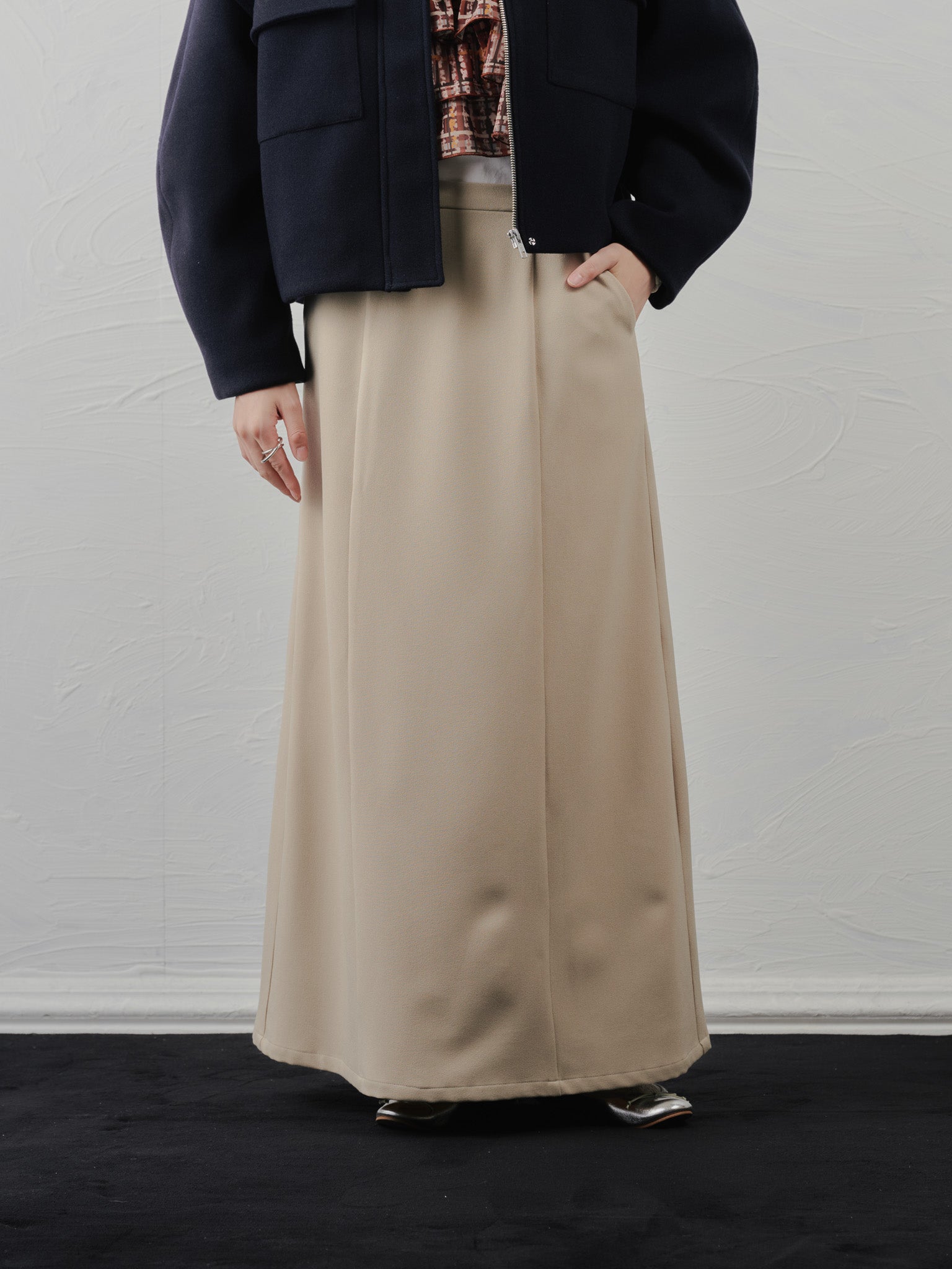 【-PRE SALE- 12/15 18:00まで!!】サスペンダー付ソフトAラインスカート [608328] light beige