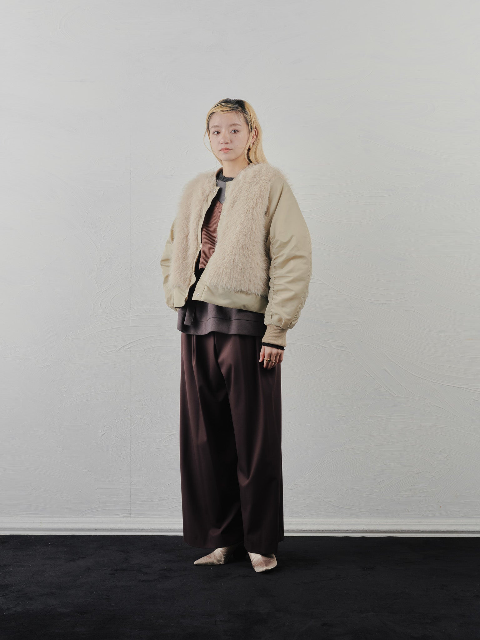 【SALE】ダブル衿配色ファーベストレイヤードライク中綿ジャケット [605546] beige