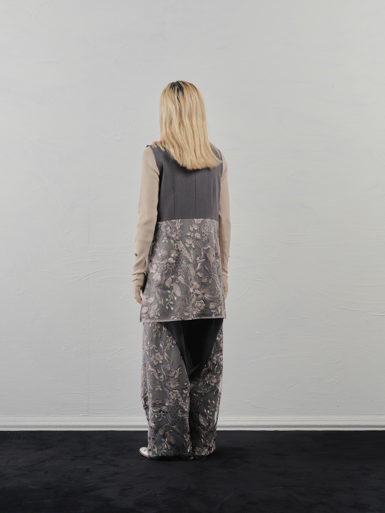 【-PRE SALE- 12/15 18:00まで!!】ベルト付レーストップス [605558] brown