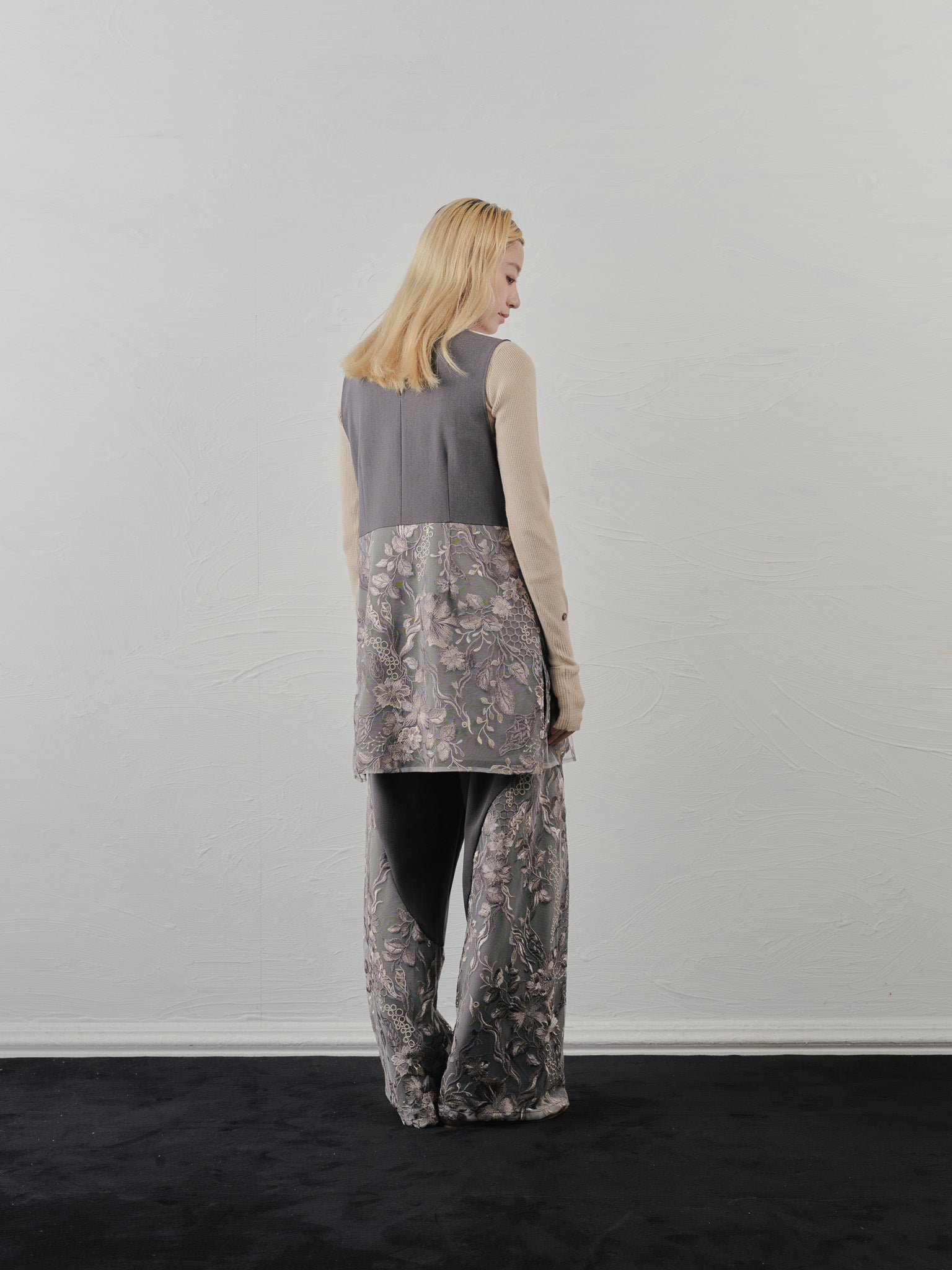 【-PRE SALE- 12/15 18:00まで!!】ベルト付レーストップス [605558] brown