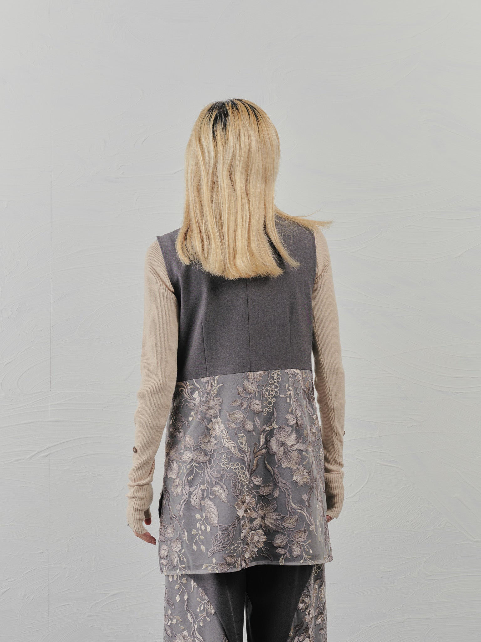 【-PRE SALE- 12/15 18:00まで!!】ベルト付レーストップス [605558] brown