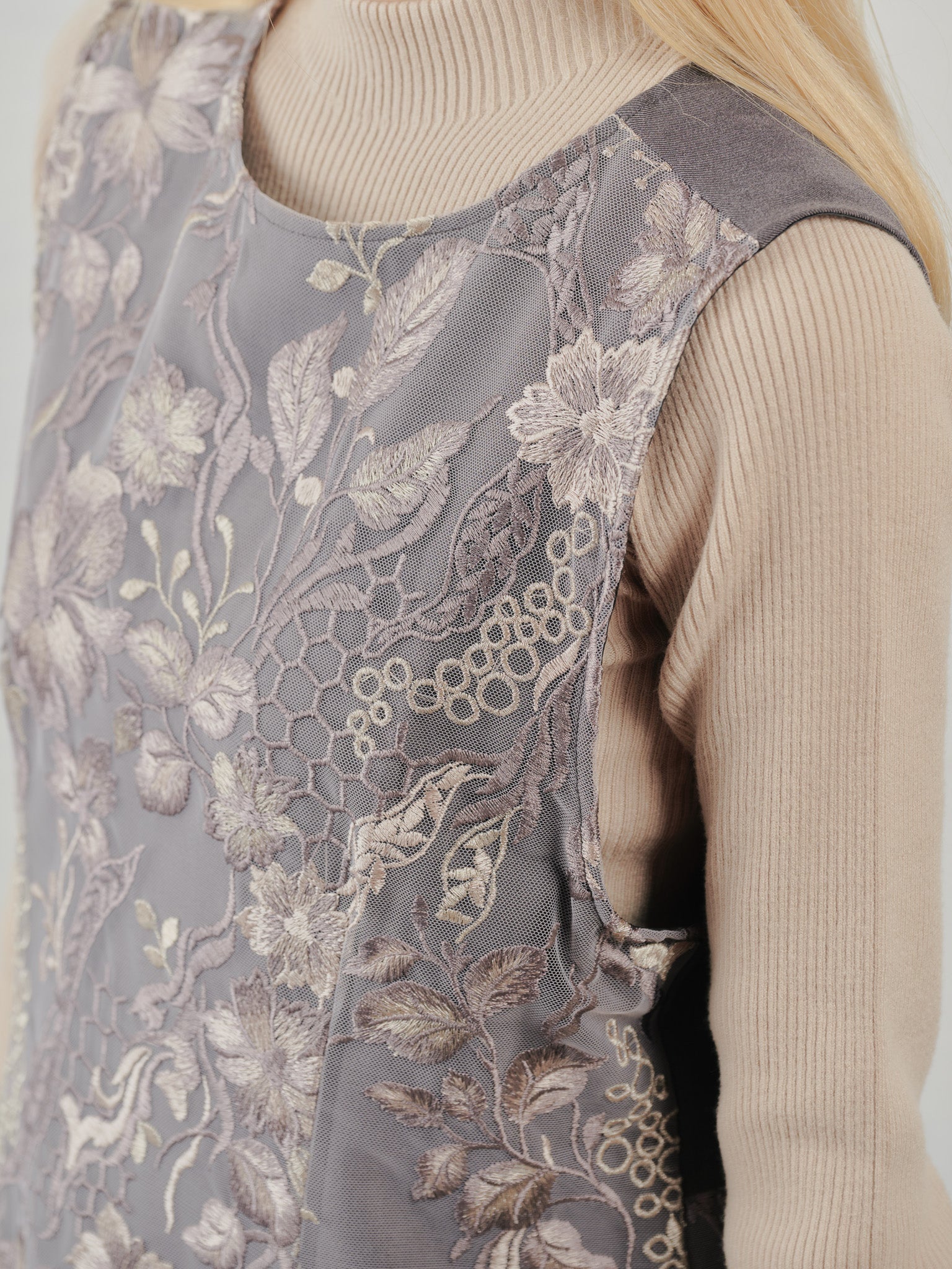 【-PRE SALE- 12/15 18:00まで!!】ベルト付レーストップス [605558] brown