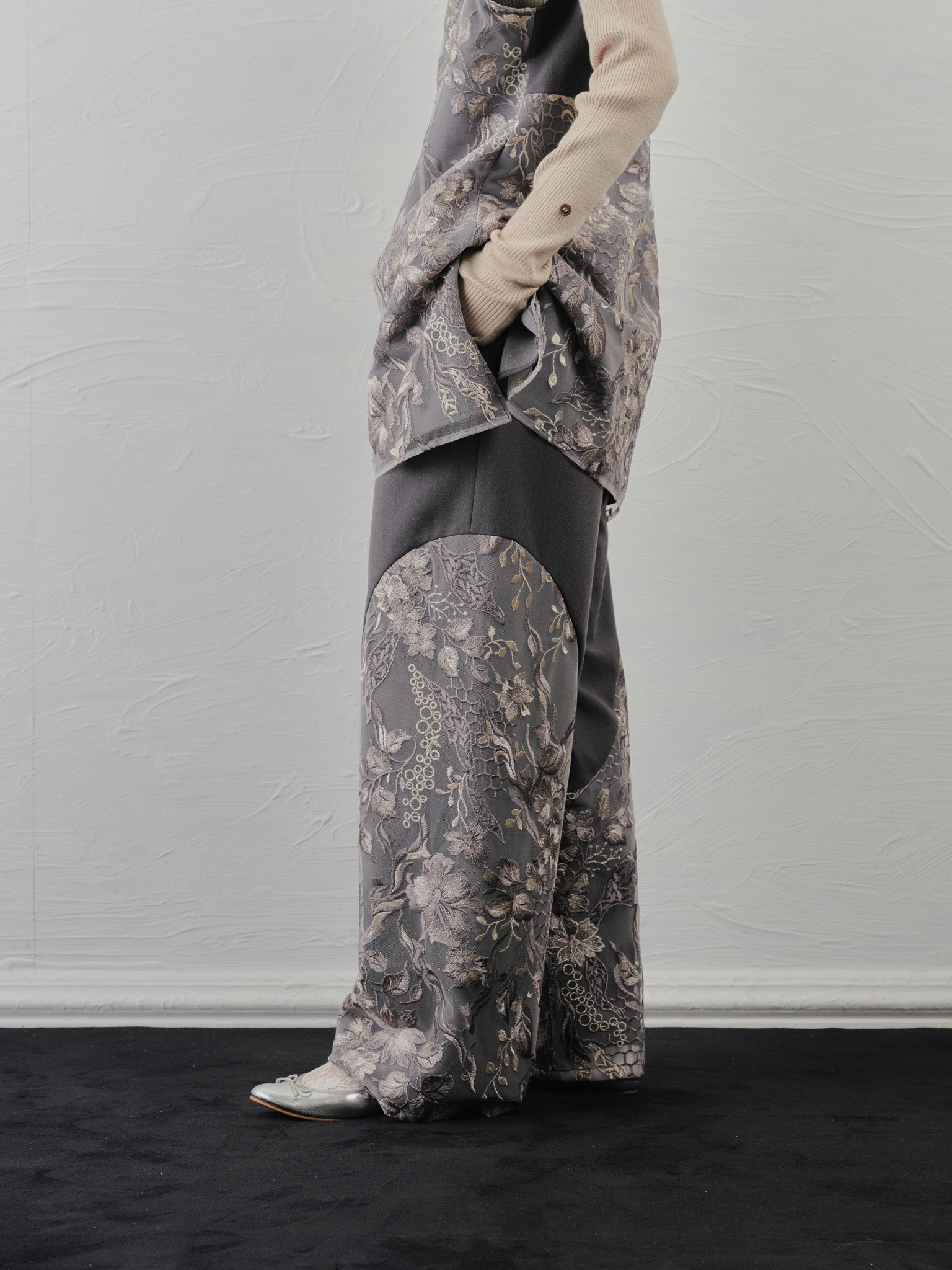 【-PRE SALE- 12/15 18:00まで!!】カーブポイントレースパンツ [605559] brown