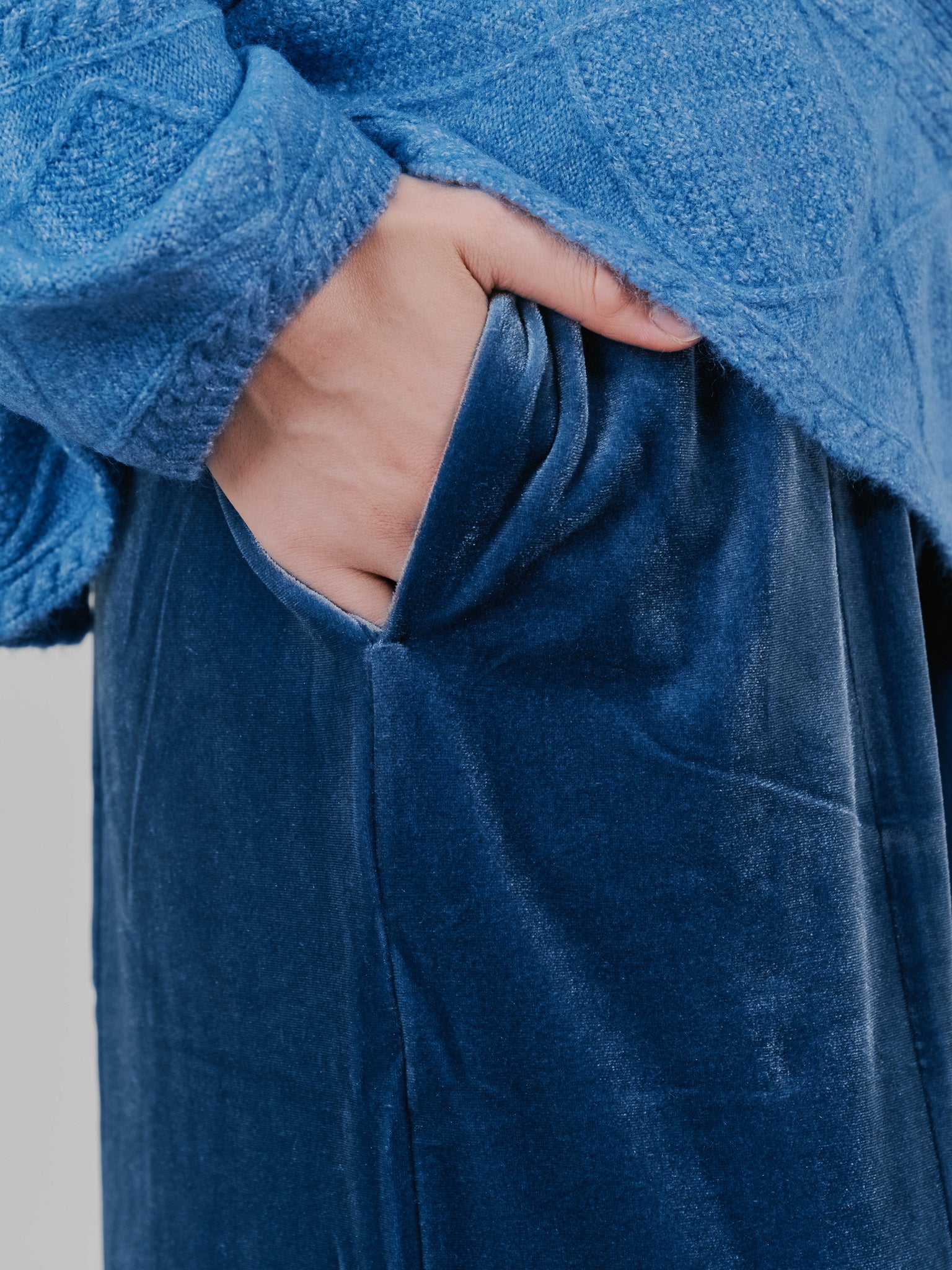 【SALE】ベロアフレアパンツ [601414] blue