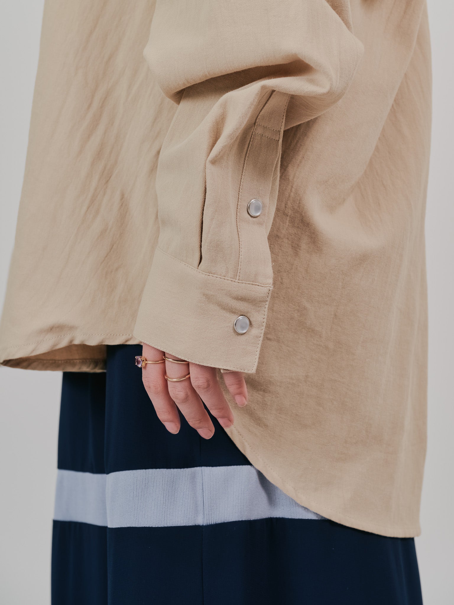 【SALE】バタフライカラーウエスタンライクシャツ [601451] beige