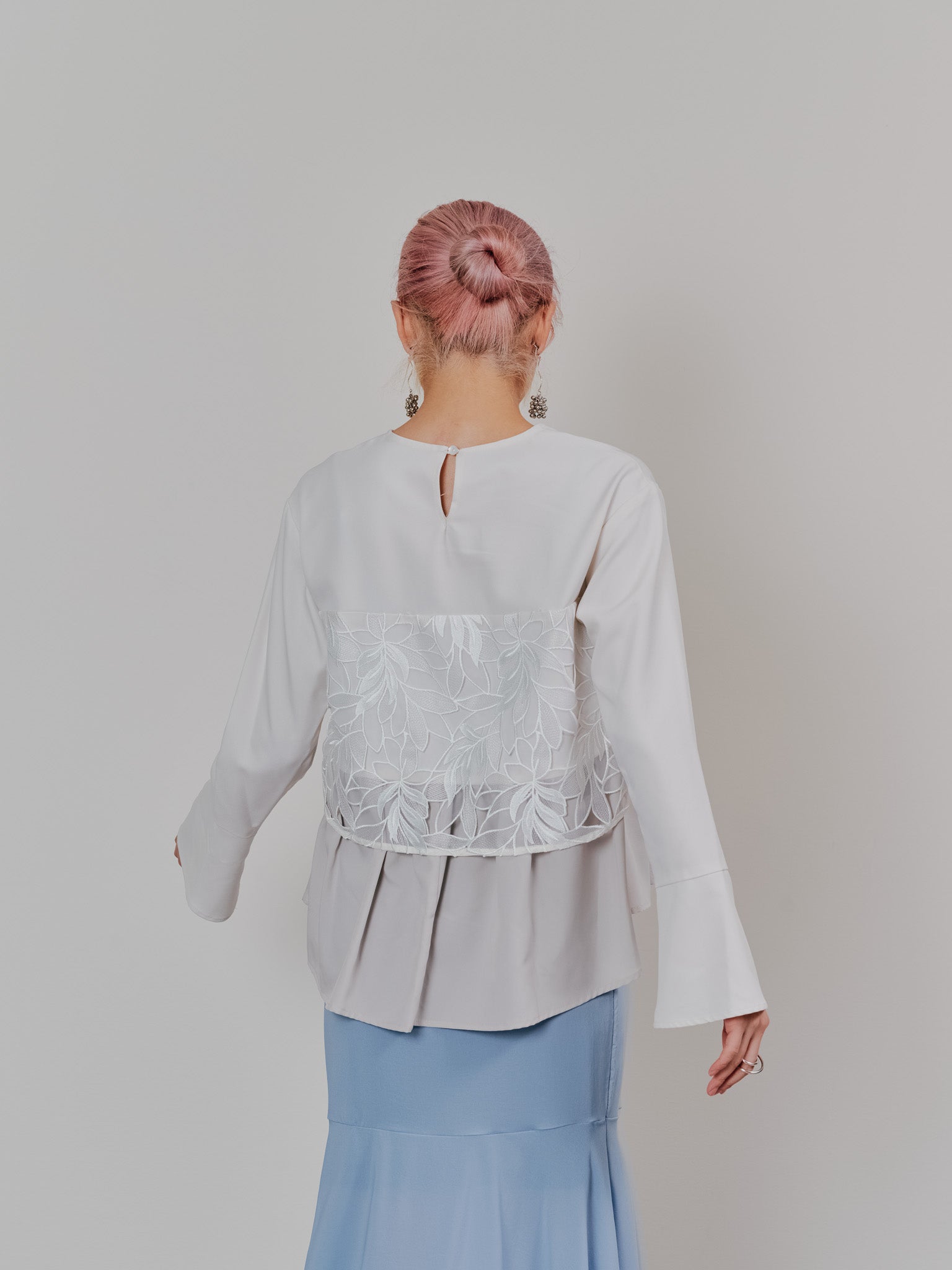 【SALE】リーフレースティアードトップス [608315] white