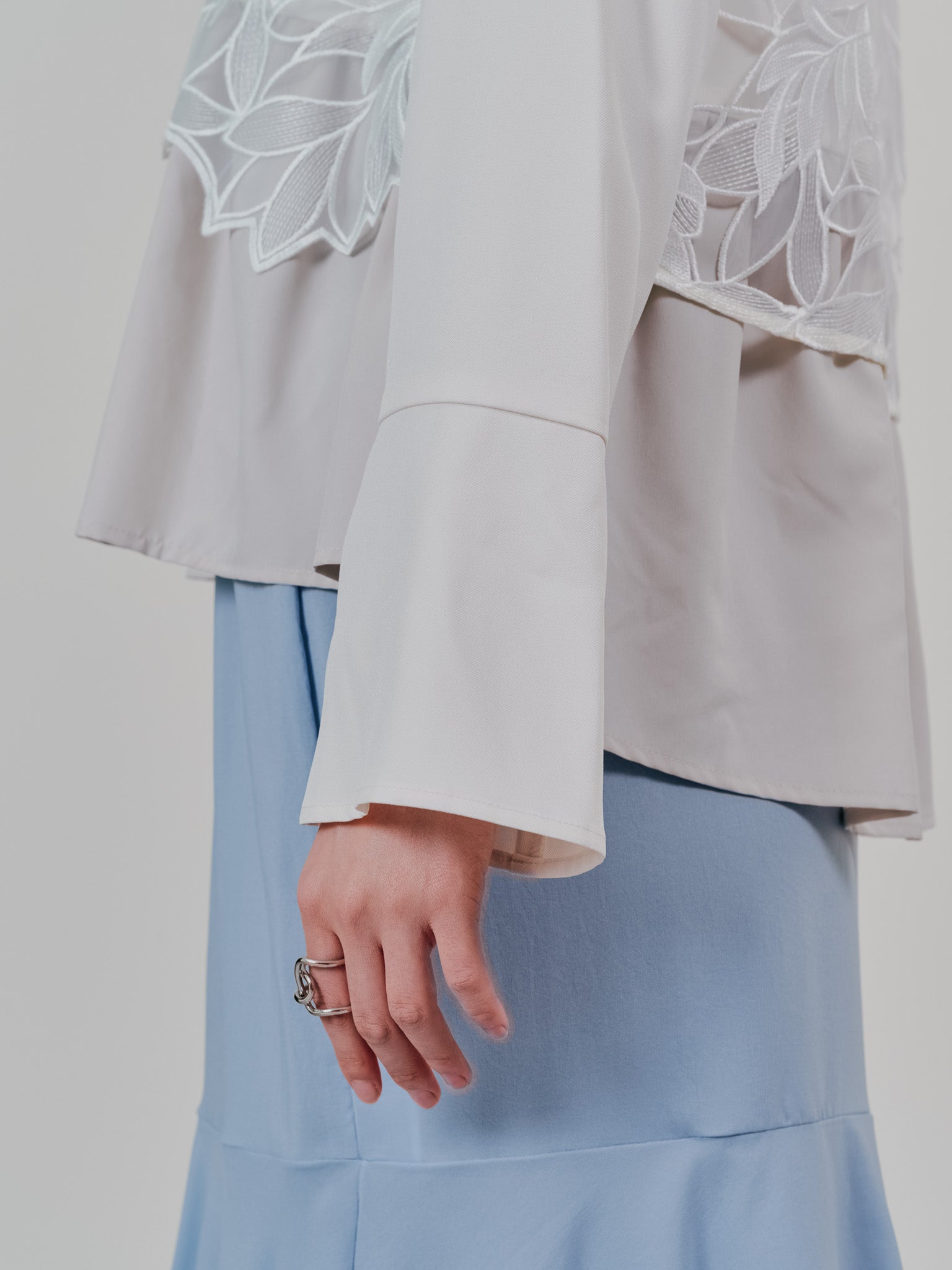 【SALE】リーフレースティアードトップス [608315] white