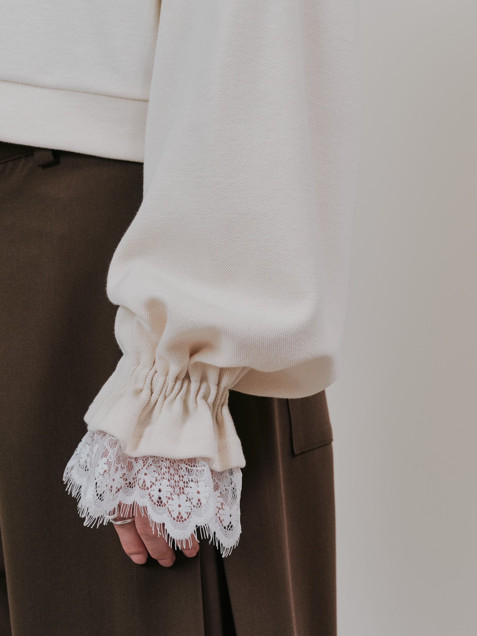 【SALE】ハーフジップ配色レーストップス [605529] ivory