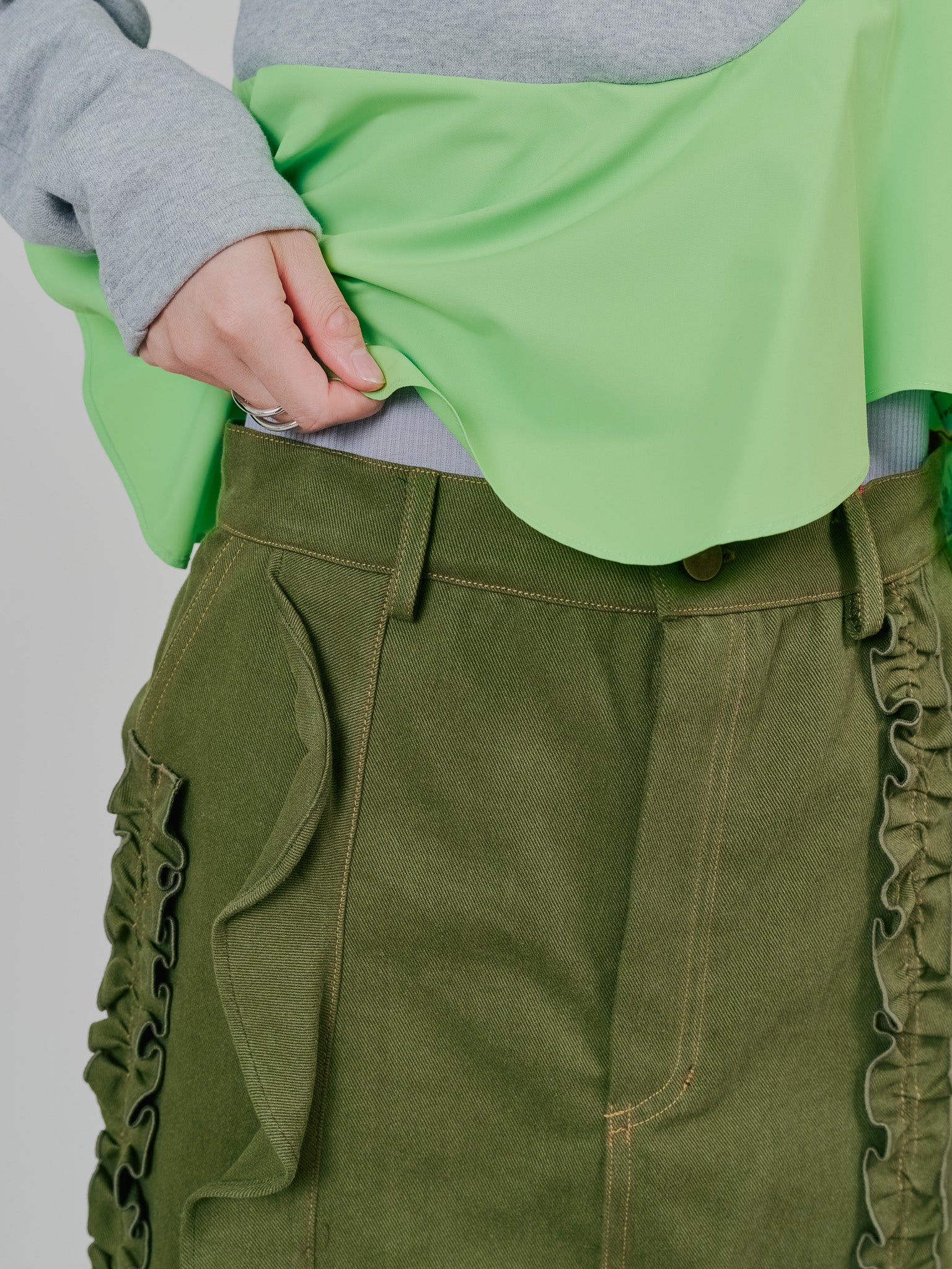 【SALE】ミックスフリルカツラギタイトスカート [601358] khaki