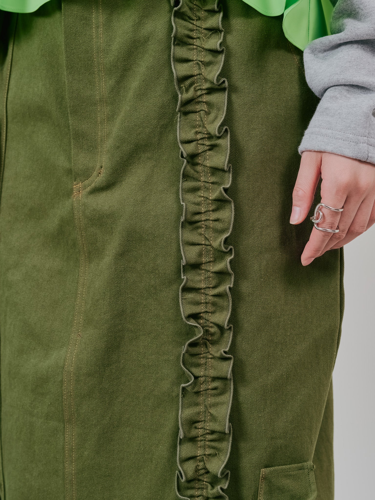 【SALE】ミックスフリルカツラギタイトスカート [601358] khaki