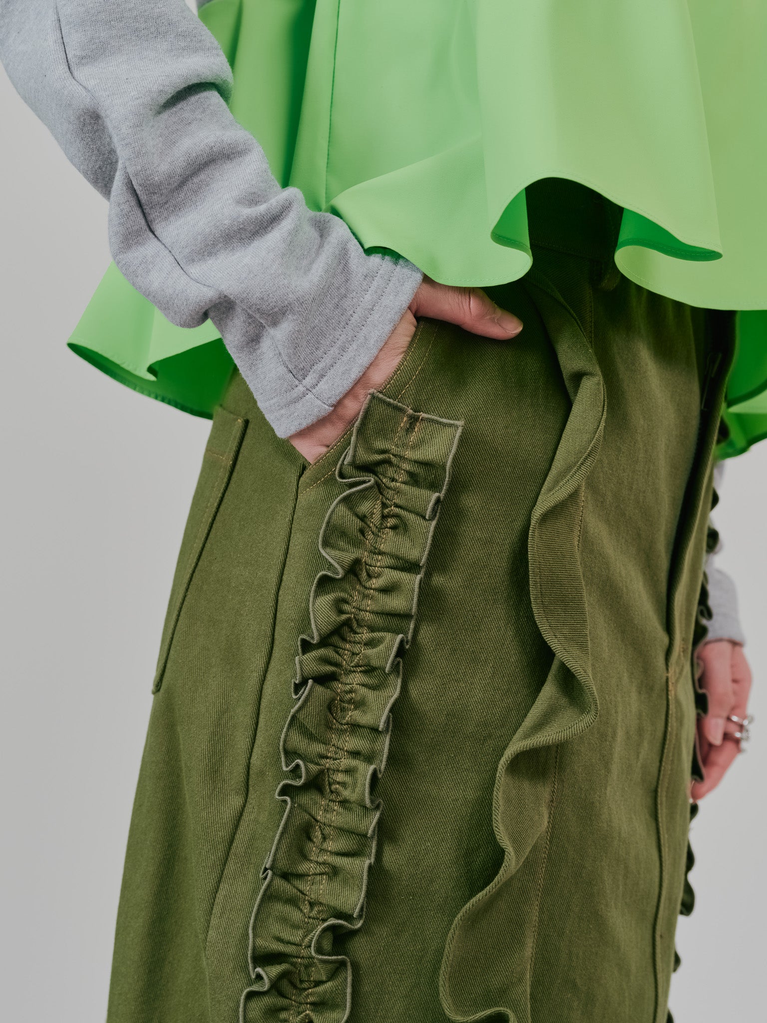 【SALE】ミックスフリルカツラギタイトスカート [601358] khaki