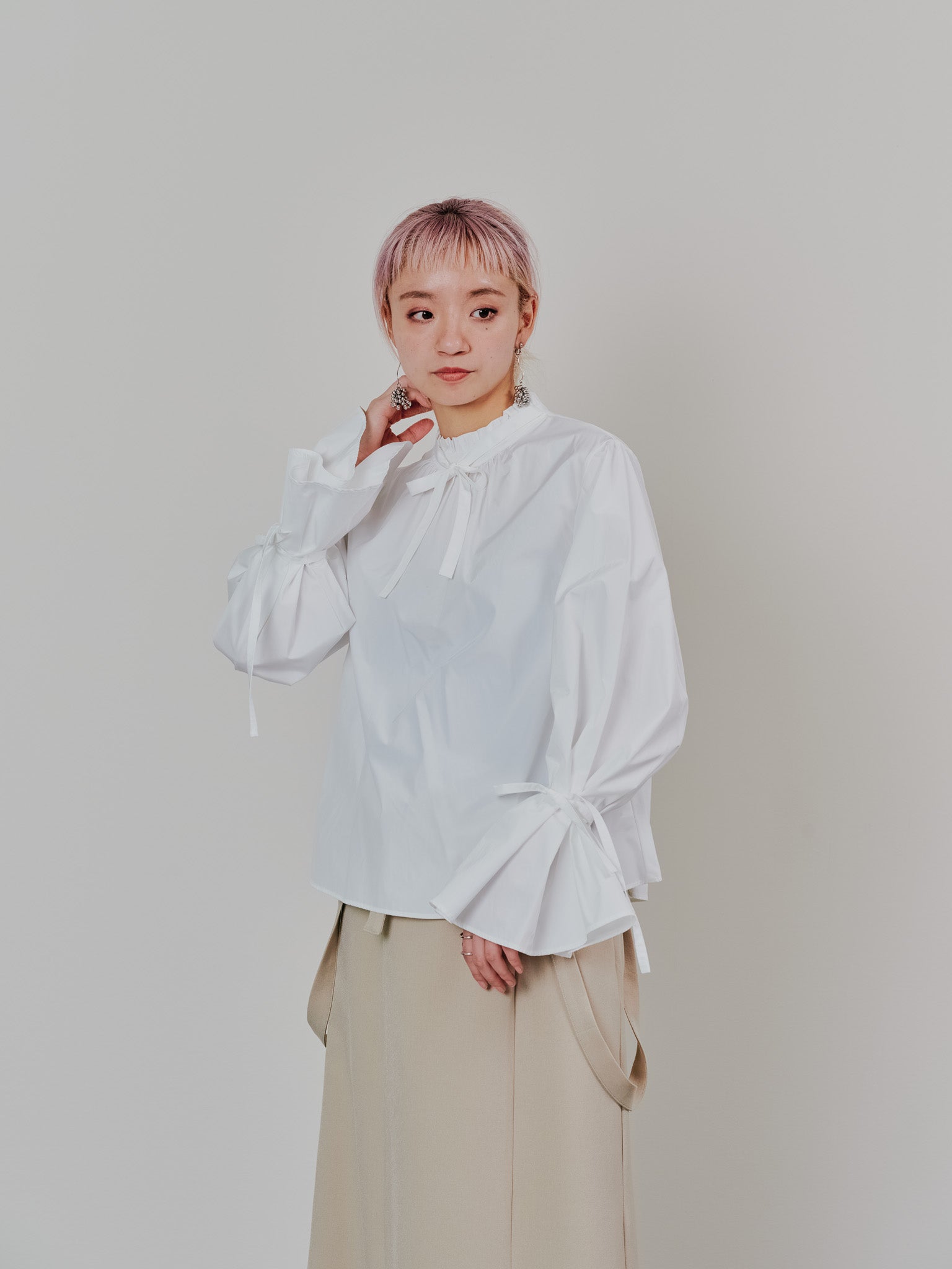 【SALE】ボータイ2WAYスリーブブラウス [601373] off