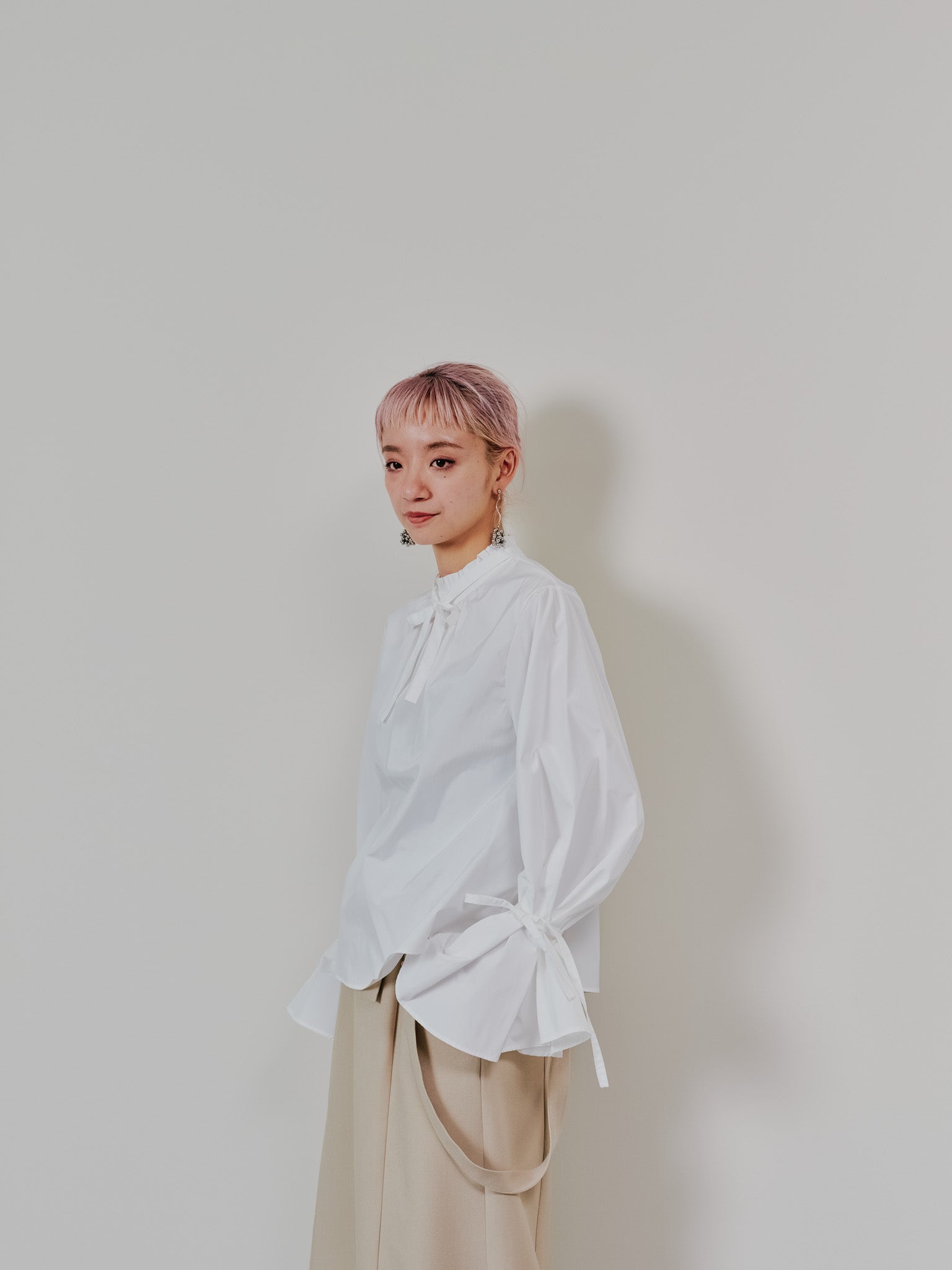 【SALE】ボータイ2WAYスリーブブラウス [601373] off